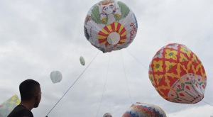 hot air balloon